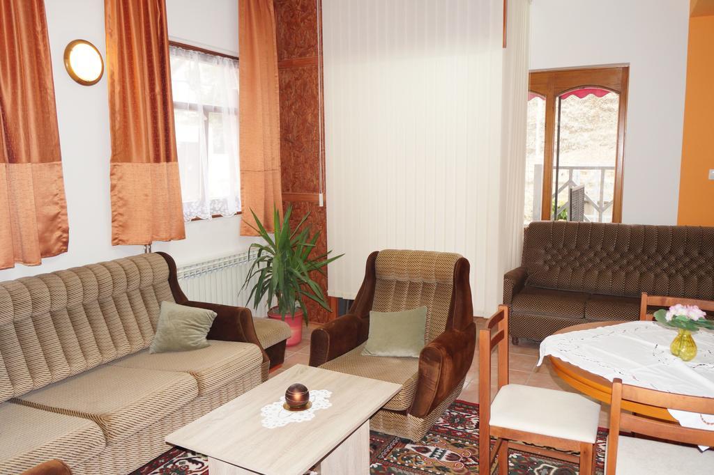 Apartment Pokos Varazdinske Toplice Eksteriør billede
